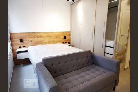 Studio à venda com 28m², 1 quarto e sem vaga Studio à venda com 28m², 1 quarto e sem vagaKitnet
