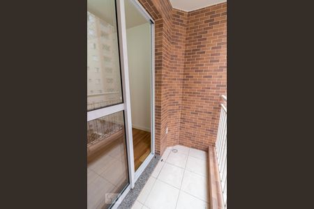 Varanda de apartamento para alugar com 2 quartos, 58m² em Jardim Flor da Montanha, Guarulhos