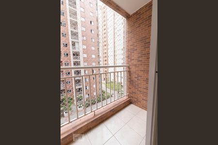 Varanda de apartamento para alugar com 2 quartos, 58m² em Jardim Flor da Montanha, Guarulhos