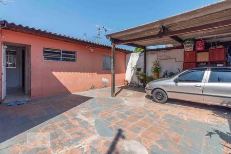Casa à venda com 280m², 3 quartos e 1 vaga Casa à venda com 280m², 3 quartos e 1 vagaQuintal - Garagem
