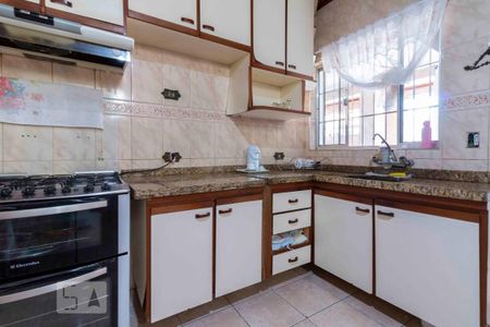 Casa à venda com 280m², 3 quartos e 1 vaga Casa à venda com 280m², 3 quartos e 1 vagaCozinha