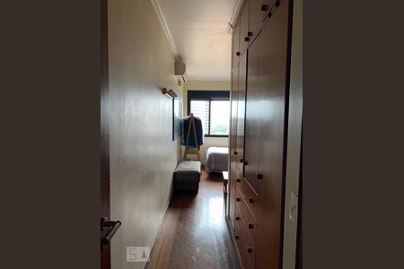 Apartamento à venda com 248m², 4 quartos e 4 vagasSuite