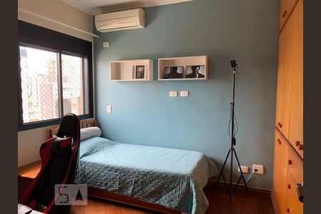 Apartamento à venda com 248m², 4 quartos e 4 vagasQuarto 3