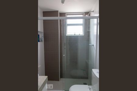 Apartamento à venda com 70m², 2 quartos e 1 vaga Apartamento à venda com 70m², 2 quartos e 1 vagaBanheiro