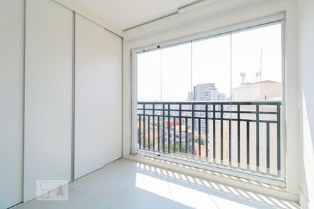 Varanda de kitnet/studio para alugar com 1 quarto, 35m² em Sumarezinho, São Paulo