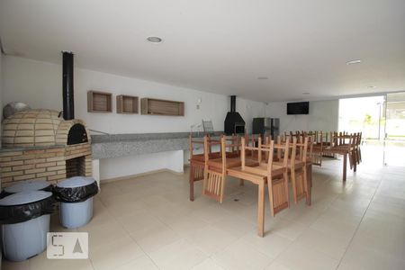 Apartamento para alugar com 55m², 2 quartos e 1 vagaÁrea comum - Churrasqueira