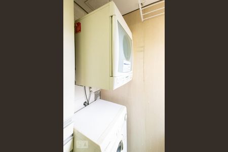 Apartamento à venda com 72m², 2 quartos e 1 vagaÁrea de Serviço