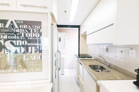 Apartamento à venda com 72m², 2 quartos e 1 vagaCozinha