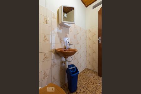 Banheiro Social de kitnet/studio para alugar com 1 quarto, 15m² em Vila da Saúde, São Paulo