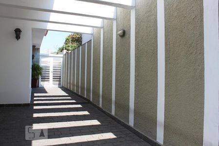 Corredor Entrada de casa à venda com 4 quartos, 500m² em Vila Cordeiro, São Paulo