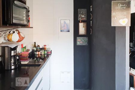 Cozinha de kitnet/studio para alugar com 1 quarto, 35m² em Centro, Curitiba