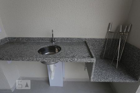 Sacada de apartamento para alugar com 2 quartos, 48m² em Vila Yolanda, Osasco