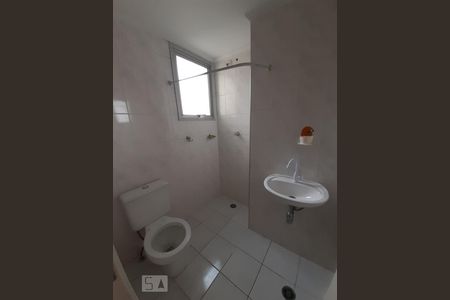 Banheiro de apartamento para alugar com 2 quartos, 64m² em Santa Terezinha, São Bernardo do Campo