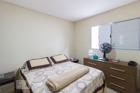 Quarto de casa à venda com 2 quartos, 100m² em Santa Teresinha, São Paulo