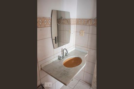 Casa de condomínio para alugar com 250m², 3 quartos e 1 vagaBanheiro da Suíte 2