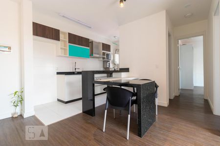 Salas de apartamento à venda com 2 quartos, 55m² em Taquaral, Campinas