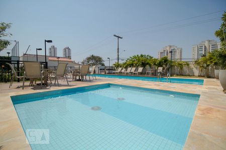 Apartamento à venda com 55m², 2 quartos e 1 vaga Apartamento à venda com 55m², 2 quartos e 1 vagaÁrea comum - Piscina