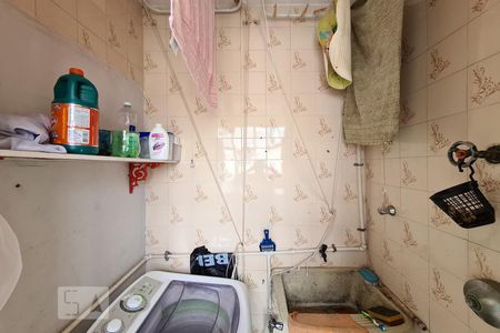 Apartamento à venda com 70m², 2 quartos e 1 vagaÁrea de Serviço