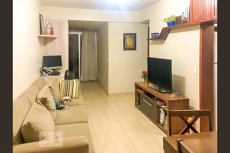 Sala de apartamento para alugar com 1 quarto, 40m² em Pinheiros, São Paulo