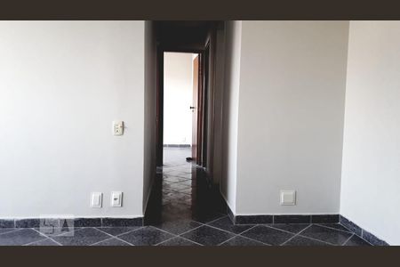 Corredor de apartamento para alugar com 2 quartos, 70m² em Centro, Niterói