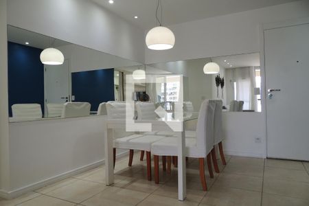 Sala  de apartamento para alugar com 2 quartos, 69m² em Jacarepaguá, Rio de Janeiro