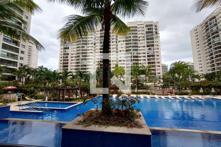 Apartamento para alugar com 69m², 2 quartos e 1 vagaÁrea comum - Piscina