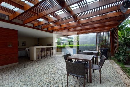 Apartamento para alugar com 69m², 2 quartos e 1 vagaÁrea comum - Churrasqueira