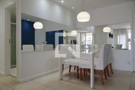 Sala  de apartamento para alugar com 2 quartos, 69m² em Jacarepaguá, Rio de Janeiro