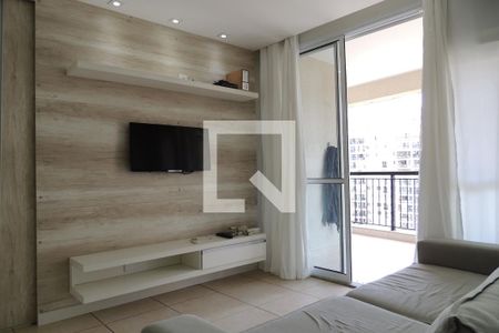 Sala  de apartamento para alugar com 2 quartos, 69m² em Jacarepaguá, Rio de Janeiro