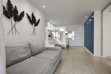 Sala  de apartamento para alugar com 2 quartos, 69m² em Jacarepaguá, Rio de Janeiro