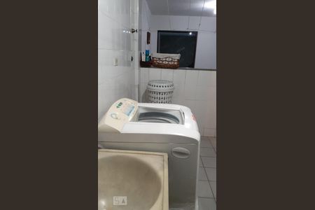 Casa à venda com 200m², 3 quartos e 2 vagasLavanderia