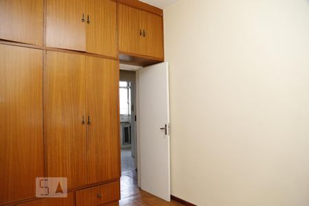 quarto 1 de apartamento à venda com 2 quartos, 55m² em Grajau, Rio de Janeiro