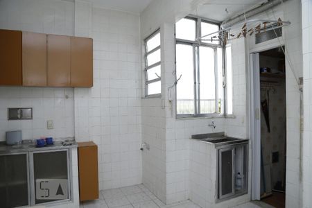cozinha de apartamento à venda com 2 quartos, 55m² em Grajau, Rio de Janeiro