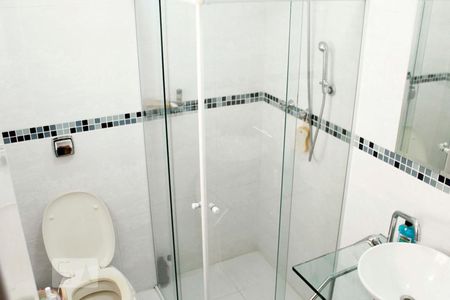 Apartamento à venda com 104m², 3 quartos e 2 vagas Apartamento à venda com 104m², 3 quartos e 2 vagasBanheiro 1