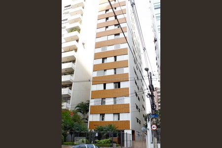 Apartamento à venda com 104m², 3 quartos e 2 vagas Apartamento à venda com 104m², 3 quartos e 2 vagasFachada