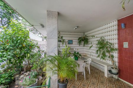 Área comum de apartamento para alugar com 2 quartos, 100m² em Vista Alegre, Rio de Janeiro