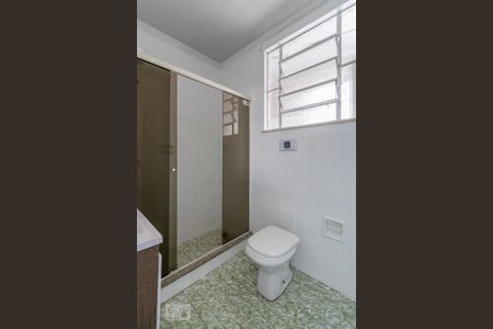 Banheiro de apartamento para alugar com 2 quartos, 100m² em Vista Alegre, Rio de Janeiro