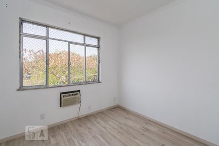 Quarto 1 de apartamento para alugar com 2 quartos, 100m² em Vista Alegre, Rio de Janeiro
