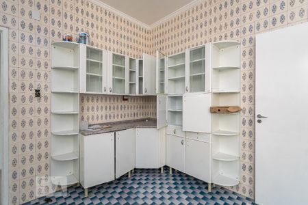 Apartamento para alugar com 100m², 2 quartos e 1 vaga Apartamento para alugar com 100m², 2 quartos e 1 vagaCozinha - Armários