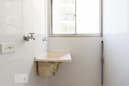 Apartamento para alugar com 73m², 2 quartos e sem vaga Apartamento para alugar com 73m², 2 quartos e sem vagaÁrea de Serviço