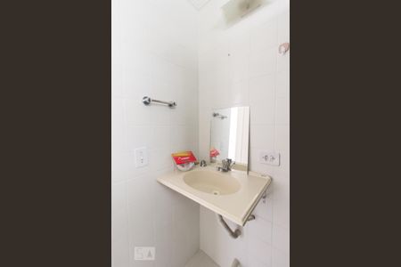 Banheiro de apartamento para alugar com 2 quartos, 73m² em Vila Pereira Barreto, São Paulo