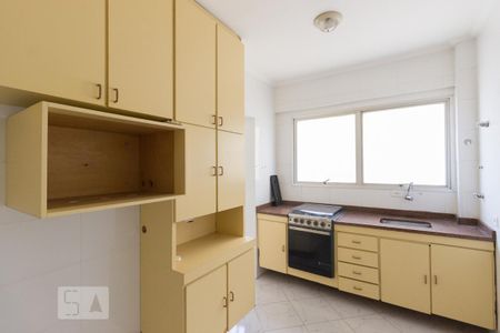 Cozinha de apartamento para alugar com 2 quartos, 73m² em Vila Pereira Barreto, São Paulo