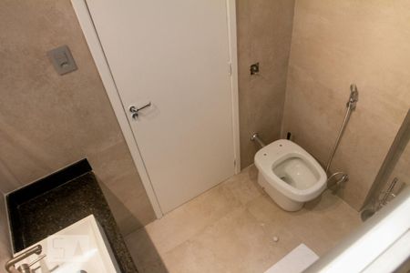 Apartamento à venda com 82m², 2 quartos e sem vagaBanheiro do Quarto 1 - Suíte