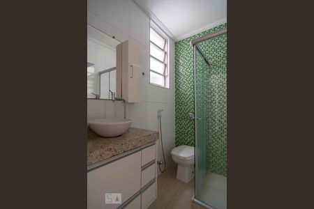 Banheiro Social de apartamento à venda com 2 quartos, 72m² em Icaraí, Niterói