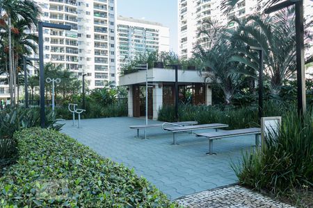 Apartamento para alugar com 70m², 2 quartos e 1 vagaÁrea Comum