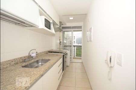 Apartamento para alugar com 70m², 2 quartos e 1 vagaCozinha e Área de Serviço