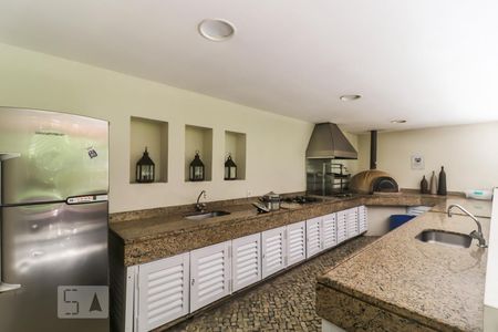 Apartamento para alugar com 70m², 2 quartos e 1 vagaÁrea Comum