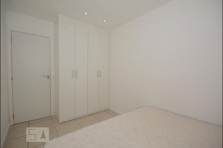 Apartamento para alugar com 70m², 2 quartos e 1 vagaQuarto 