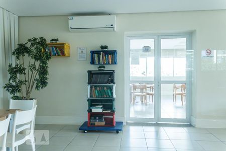 Apartamento para alugar com 70m², 2 quartos e 1 vagaÁrea Comum