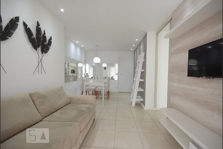 Sala de apartamento para alugar com 2 quartos, 70m² em Jacarepaguá, Rio de Janeiro